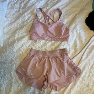 Lululemon pink hotty hot short and sports bra set